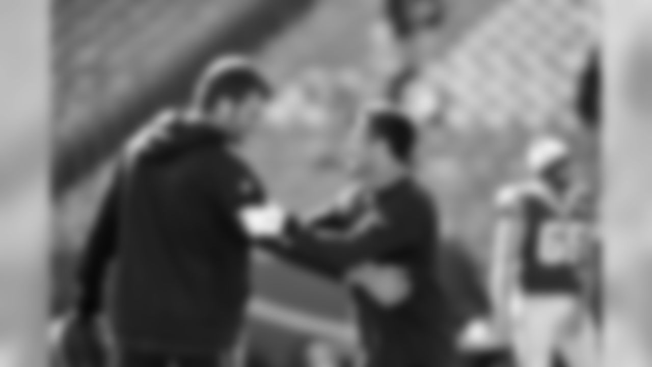 tempKDN_0995--nfl_mezz_1280_1024.jpg