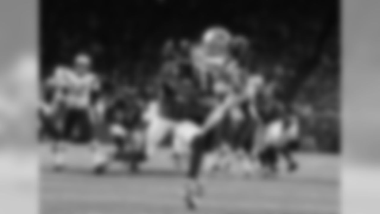 20170205_falcons_silverman0604.jpg