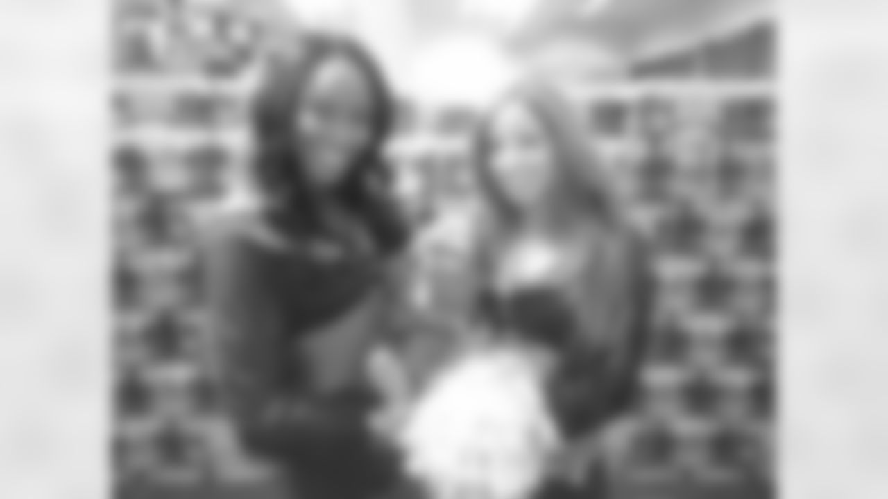 Lasondra and Lisamarie enjoyed their time at Stop & Shop in West Hartford, CT.