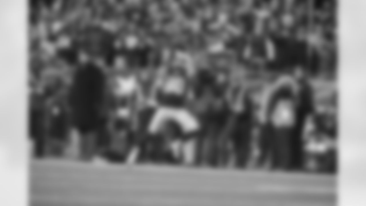 New England Patriots vs Baltimore Ravens in NFL Divisional playoff game at Gillette Stadium, January 10, 2015.