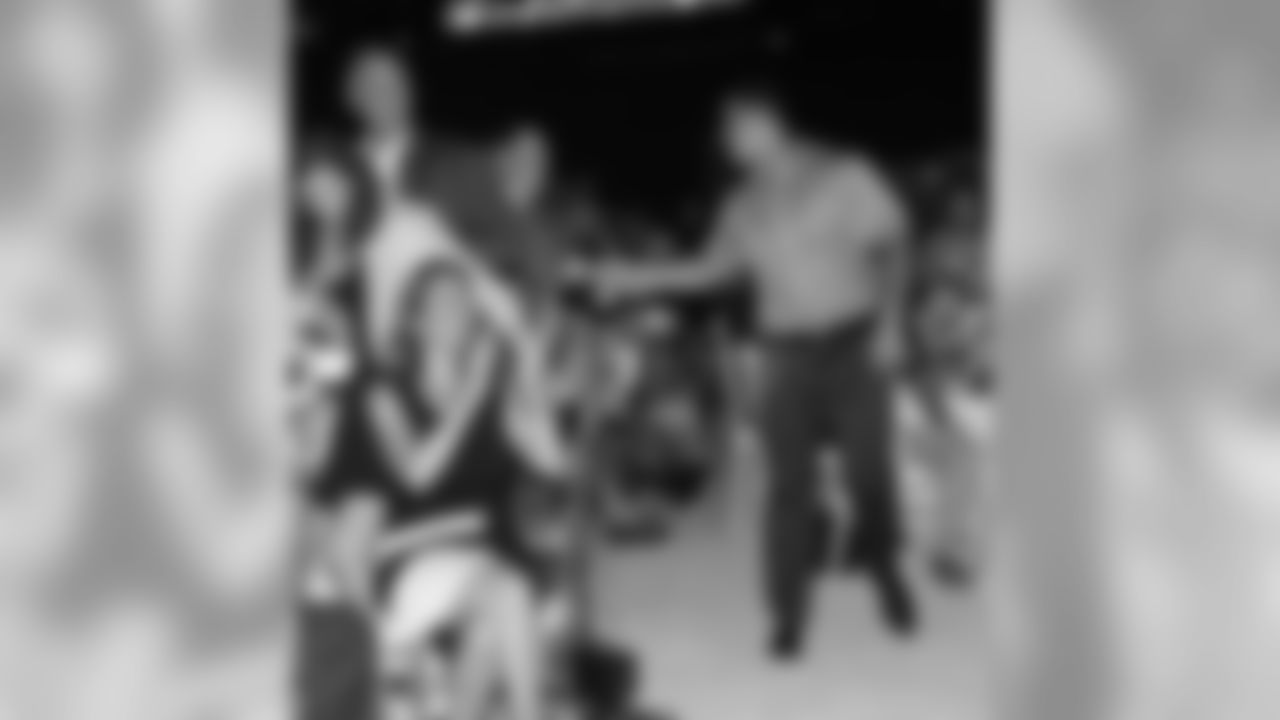 082818-PatsPremiere_EJA1144a-watermarked
