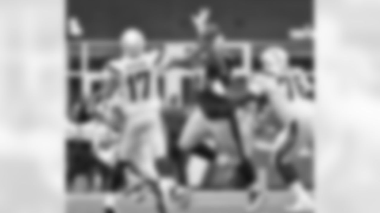 20171029_nordstromsbest_chargers_watermarked22.jpg