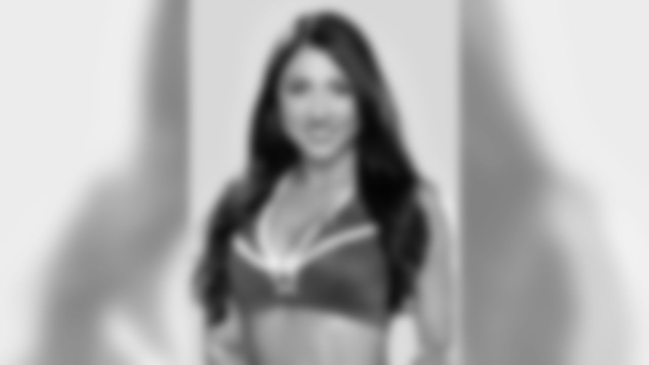 Patriots Cheerleader - Jodi