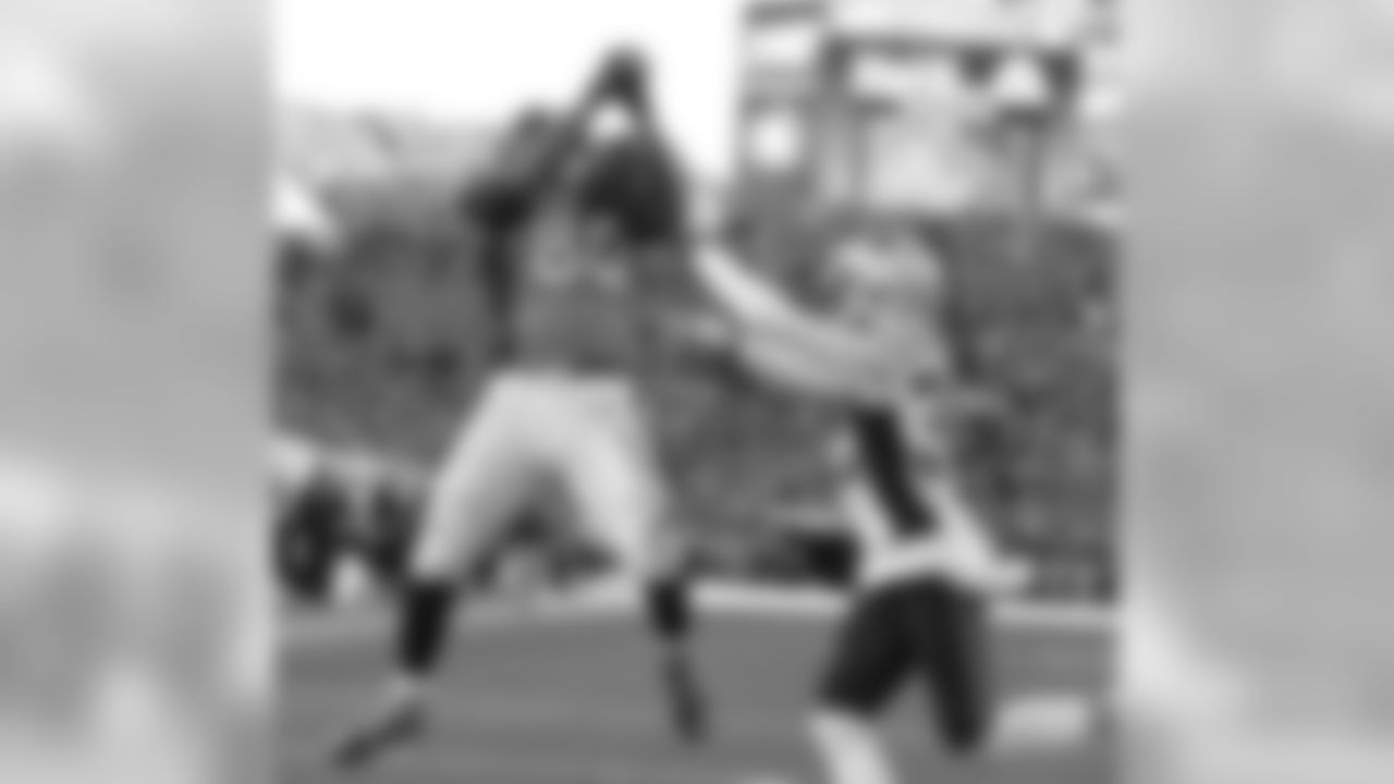 Devin McCourty vs. Broncos TE Julius Thomas