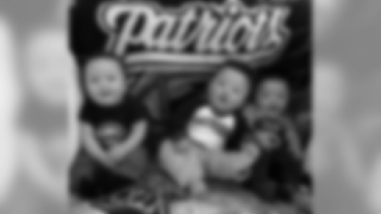 Patriots Cheerleaders Courtney, Nicole and Bianca at the Portland Seadog's Youth Cheerleading Night