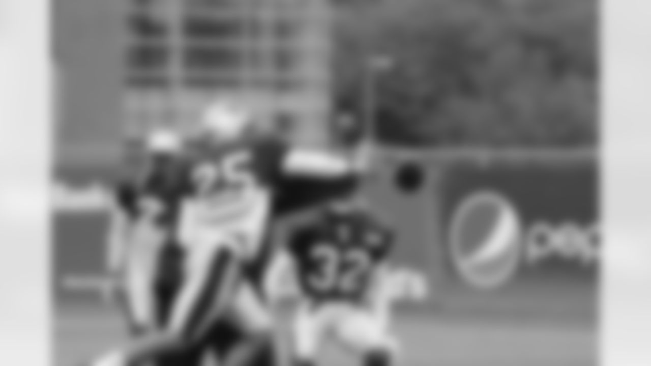Pat Chung forces a fumble at training camp