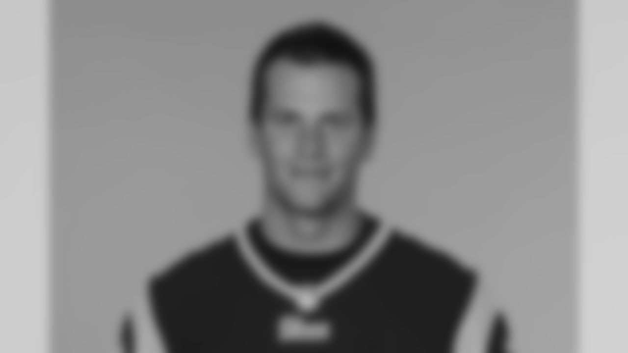 20160602-brady-headshot.jpg