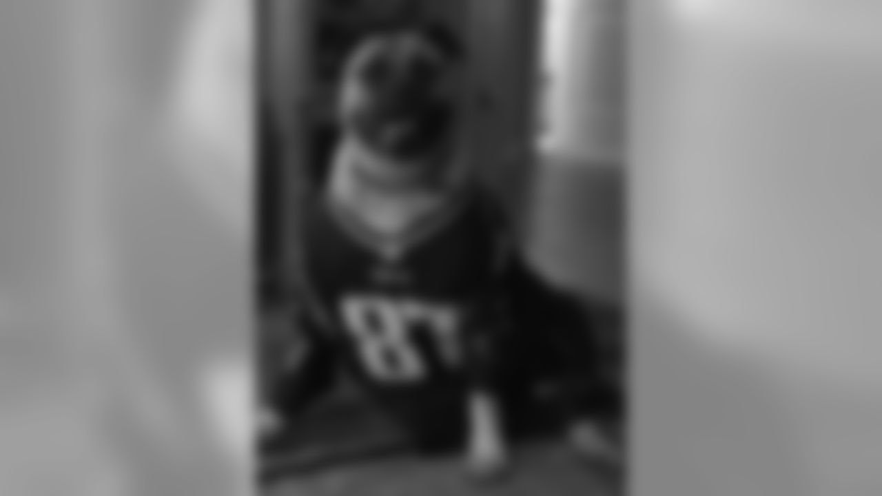 53270_8_2379218282.jpg