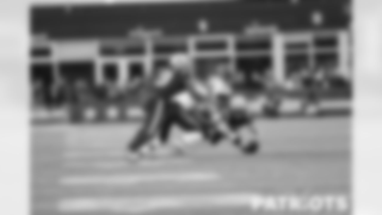 Marcus Jones recovers fumble.