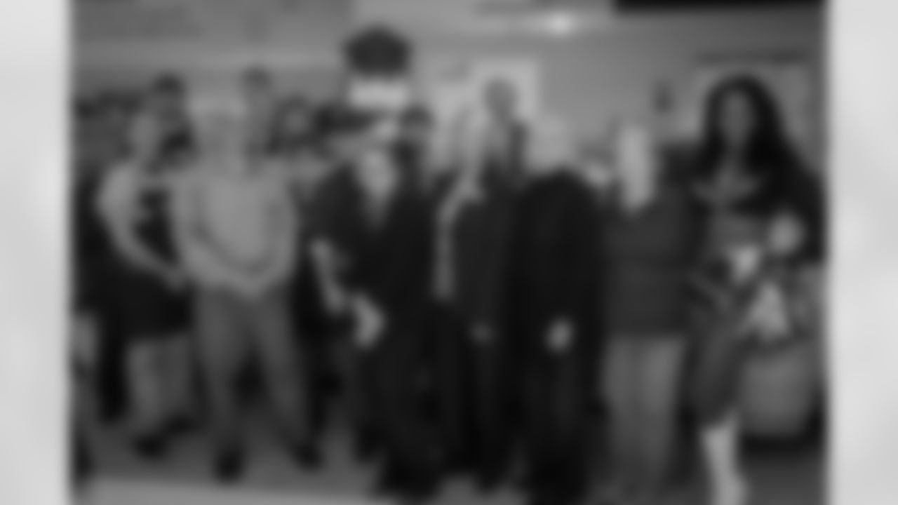 winchester_team_photo_-_10.31.15.jpg
