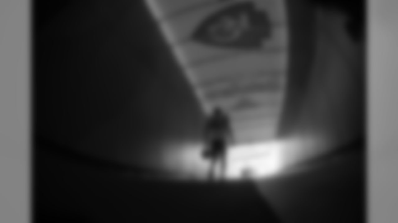 tempAP973820518449.jpg