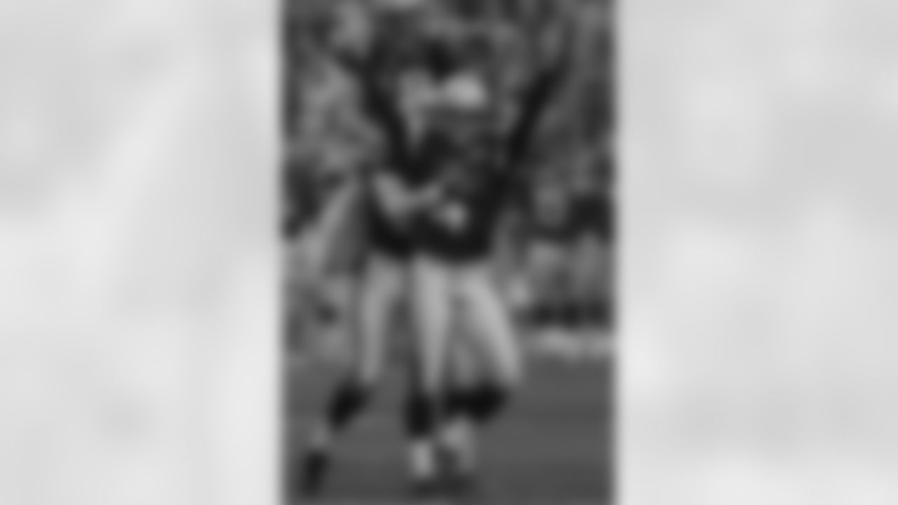 Adam Vinatieri game-winning 41-yard field goal (XXXVIII vs Panthers)