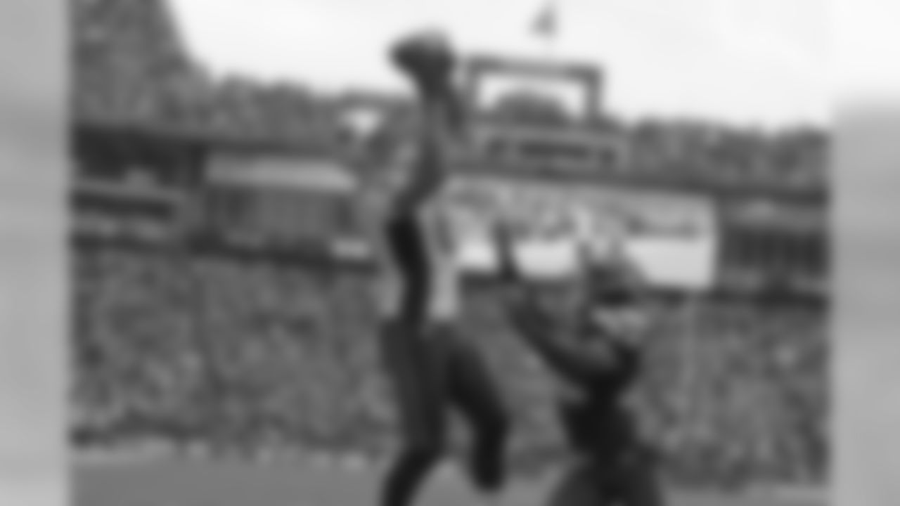 Team photographer David Silverman offers up his best images of the 2012 New England Patriots season.