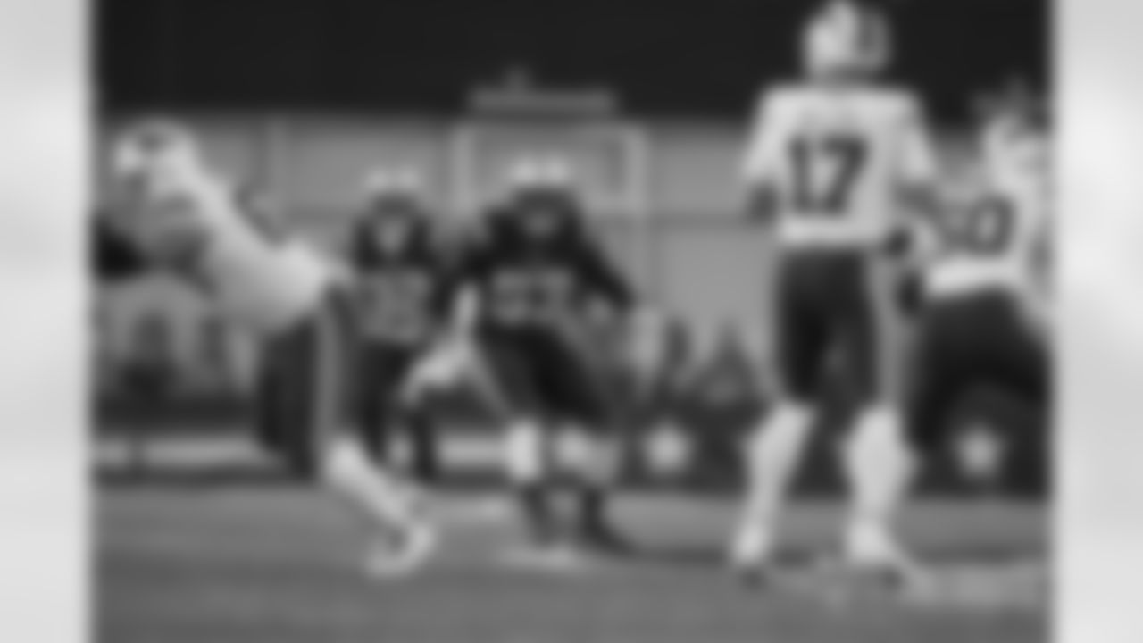 Josh Uche, LB: Uche is coming off the second-most snaps of his career against the Bills. Since Week 10 he's found himself consistently getting into the lineup, averaging about 20 snaps. His role also expanded a bit against the Bills into more of an early-down role, a spot he could occupy against the Jets as well. He's shown impressive burst and strength as a pass rusher, but is just scratching the surface of his potential.