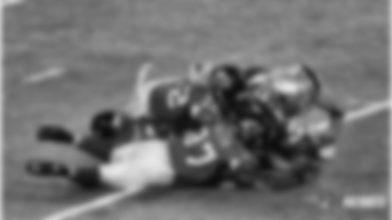 SBLI_020517Falcons-CreditMikeMularkey03-watermarked