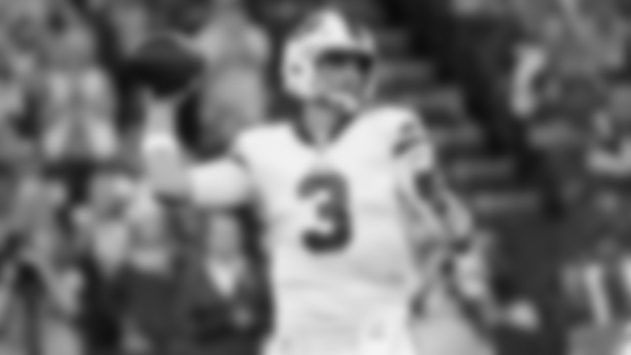 Derek Anderson, QB – Buffalo hasn't had much success throwing the ball this season and that includes the limited action the journeyman veteran Anderson has seen. If the Bills have any hopes of an upset the 35-year-old Anderson is going to have to rekindle the production of his Pro Bowl season with the Browns way back in 2007.