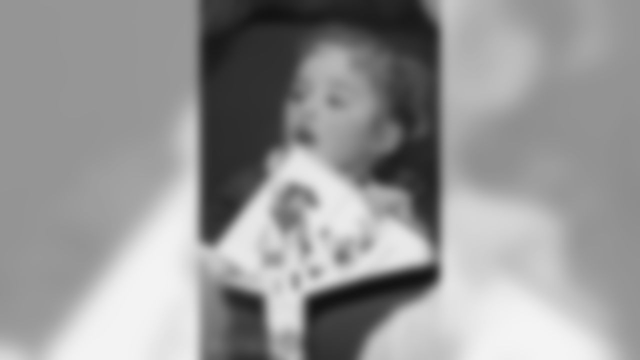 041818-waddle-read_eja061-watermarked.jpg