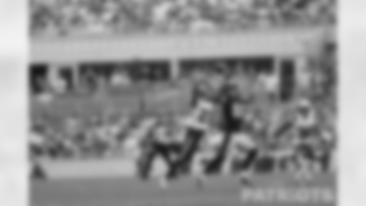 Kyle Dugger breaks up a pass