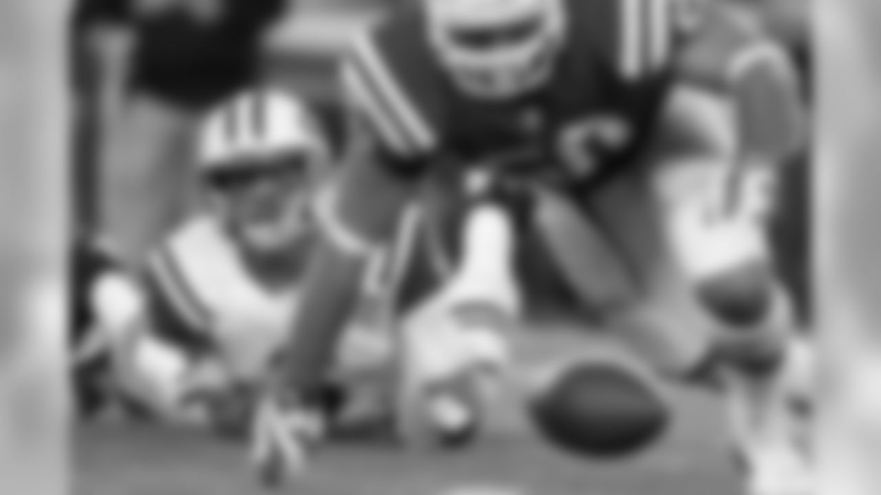 Rob Ninkovich fumble recovery