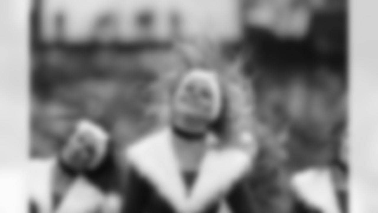 nyj122416cl_ds085-watermarked.jpg