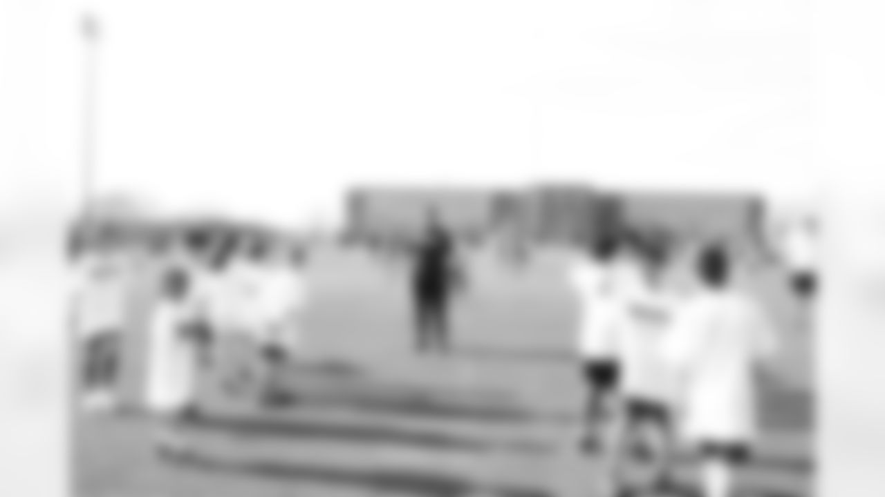 041223_FootballForYouNewport (18)