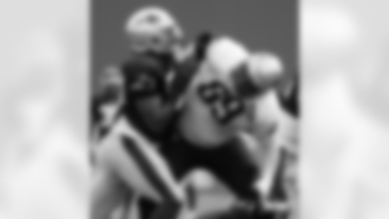 Dont'a Hightower and Shaq Mason