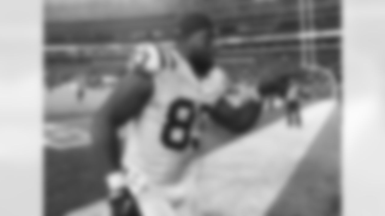 Indianapolis Colts tight end Dwayne Allen (83) celebrates after a NFL football game against the New York Jets in East Rutherford, New Jersey on Monday, Dec 5, 2016. The Colts defeated the Jets 41-10. (Kirby Lee/NFL)