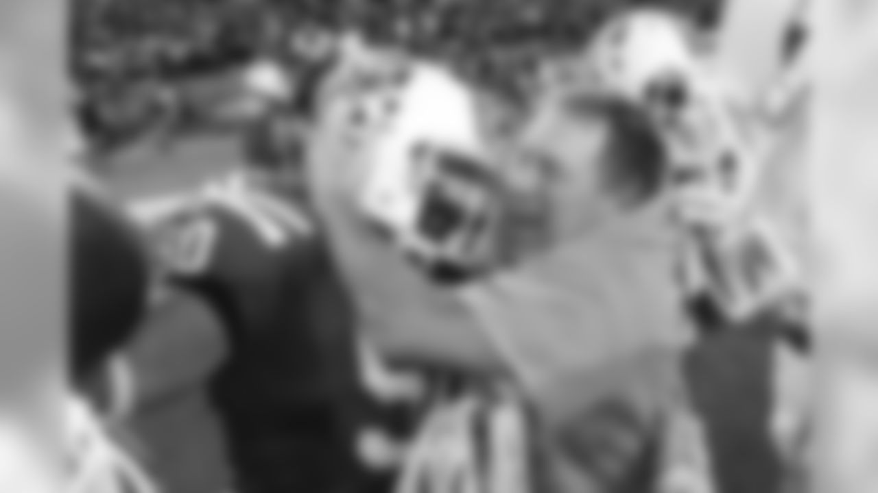 Bill Belichick celebrates the win with Rob Ninkovich