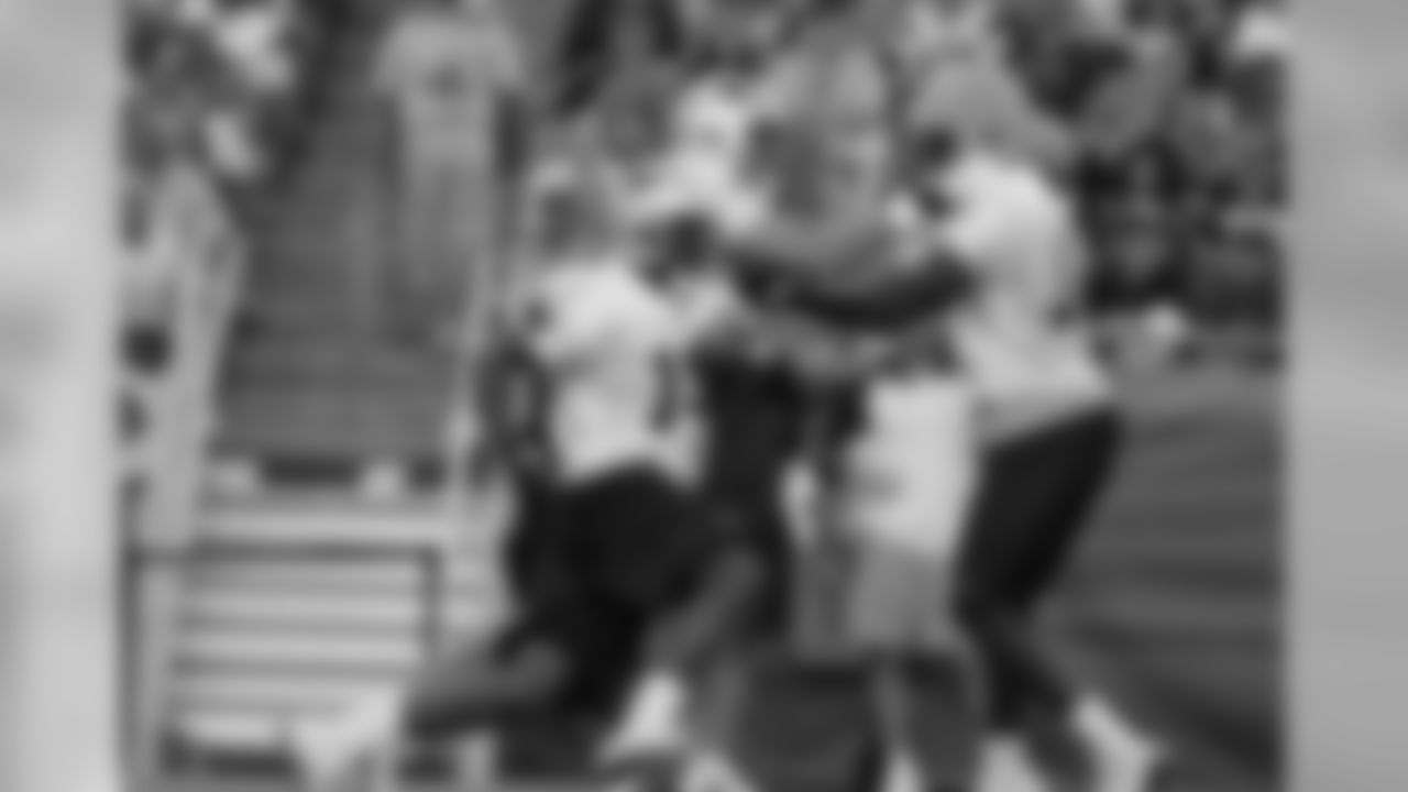 Brandon Tate runs back a kickoff