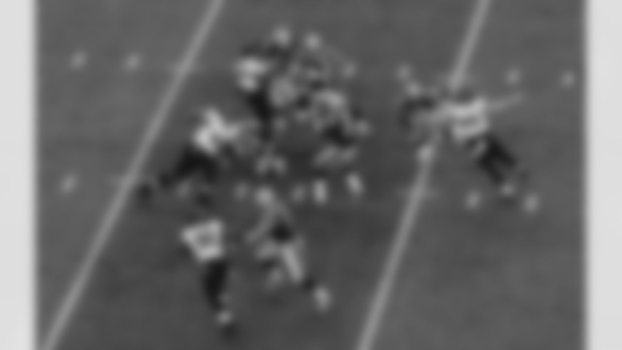 Tom Brady drops back to pass