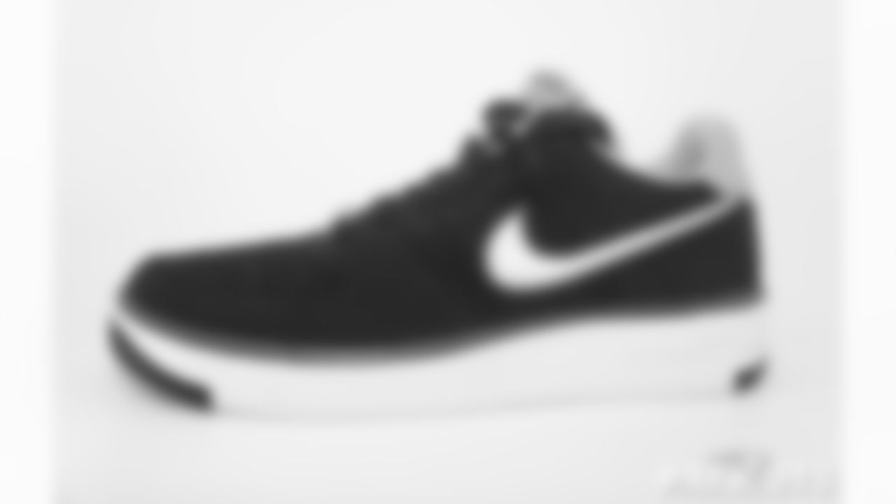 1019220-NikeAirForce1-RKK_Adler04-watermarked