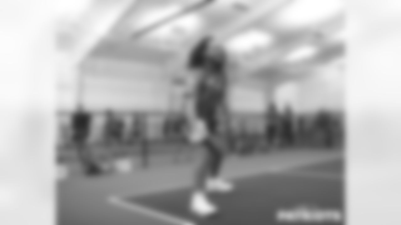 110122_NationalGuardPickleball017-watermarked