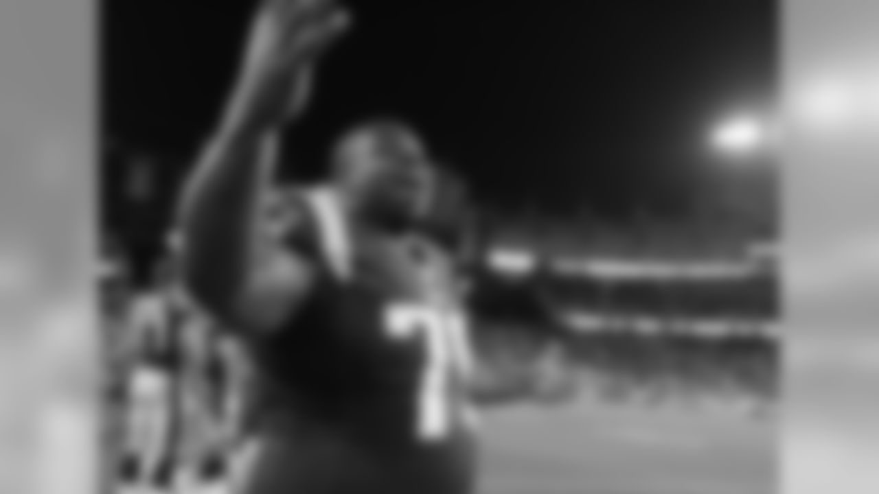 Vince Wilfork celebrates win over Giants
