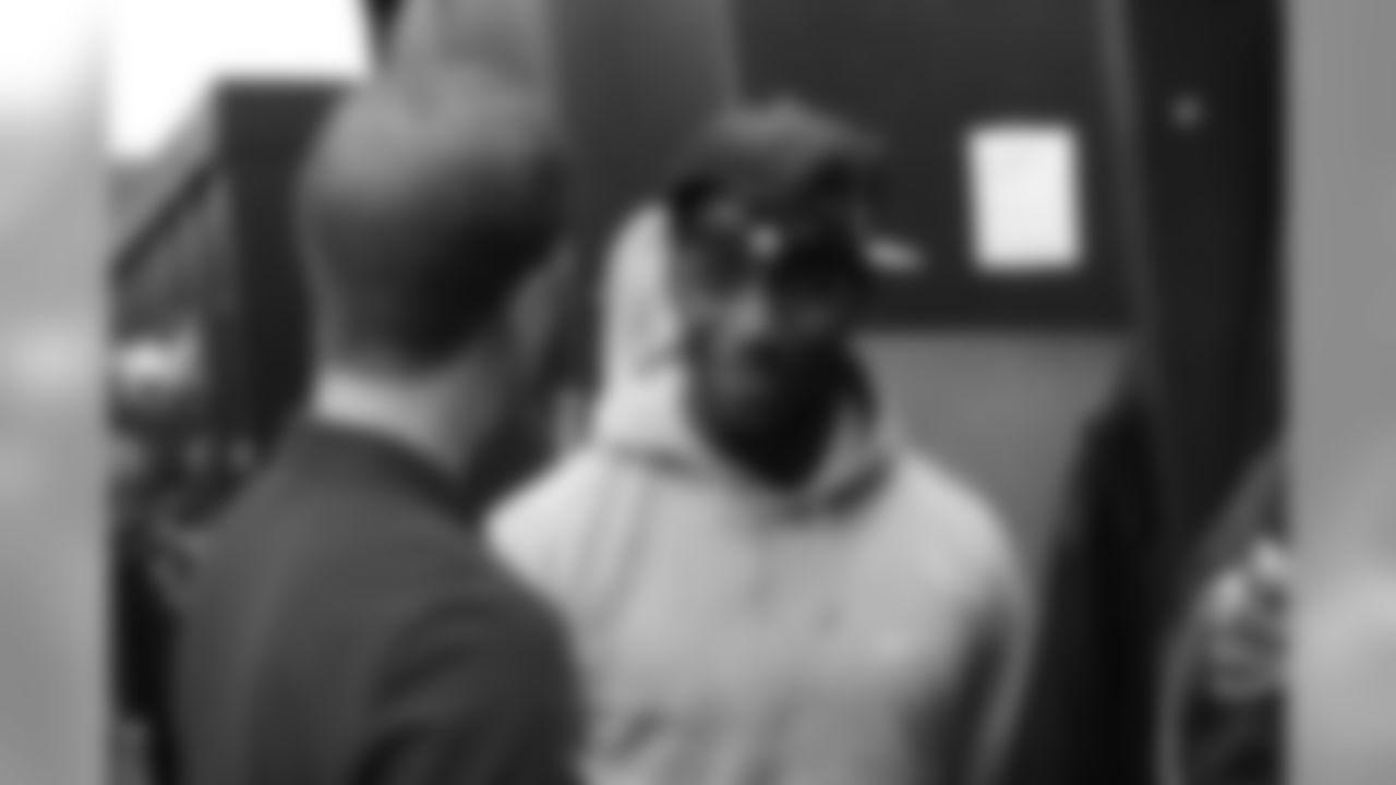 DeSean Jackson, WR - The former Eagle led the NFL with 20.9 yards per catch last fall in his first season in Washington. But he's been out since Week 1 with a hamstring injury, leaving the Redskins with an impotent passing attack. Jackson is the visitor's only real chance to make this a game and Bill Belichick called him a "big threat" that New England must account for.
