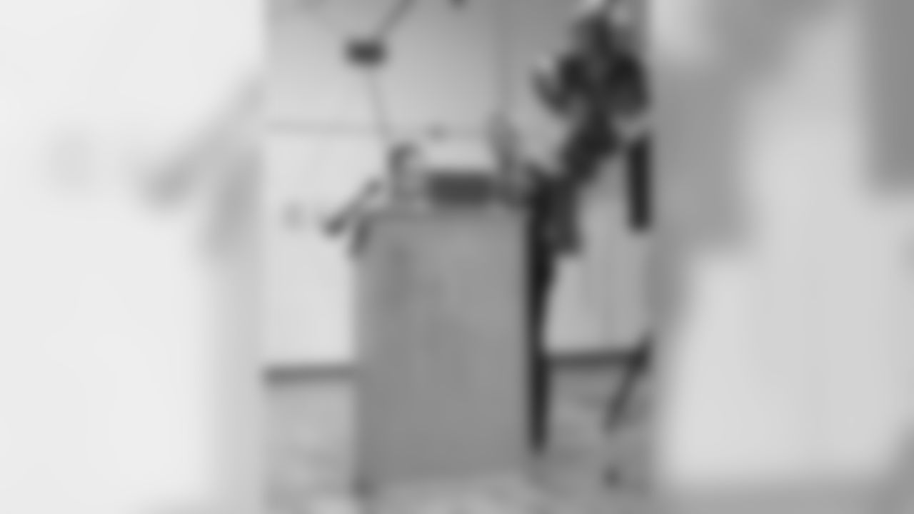andruzziamvet102315_ea06.jpg