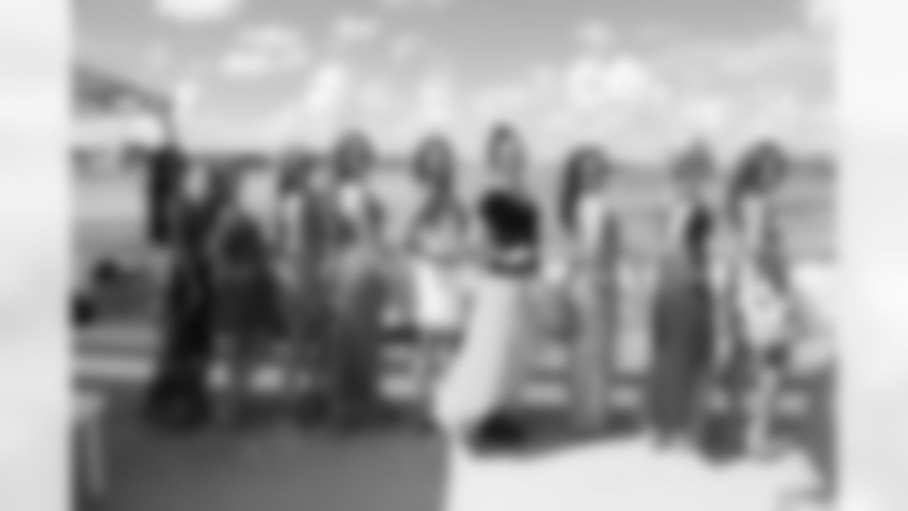 20160601_cheer_3-watermarked.jpg