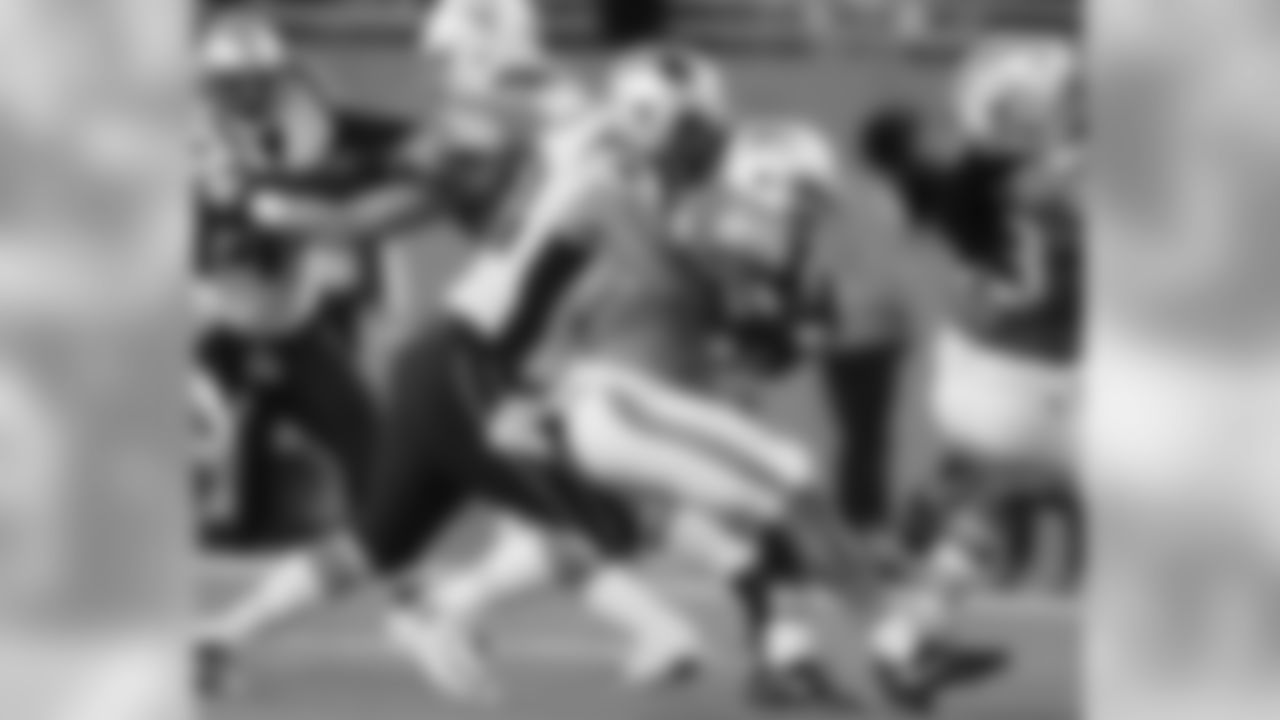 20171211_dolphins_silverman657.jpg