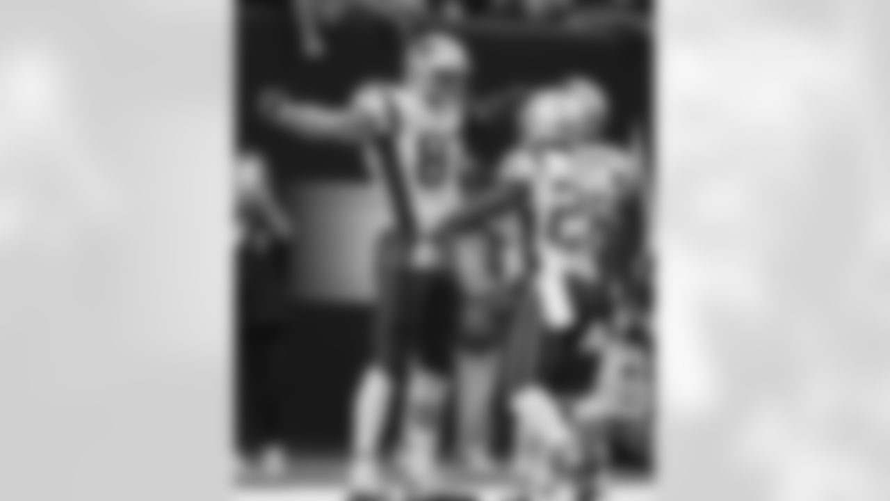 20170917_saints_silverman905.jpg