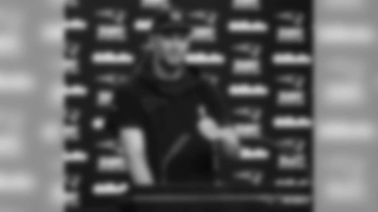 100118-Brady_EJA09-watermarked
