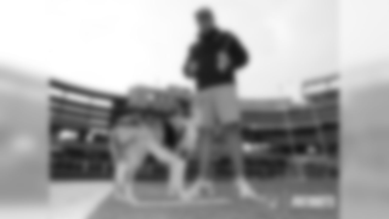 091019-BoydTheDog_EJA203-watermarked