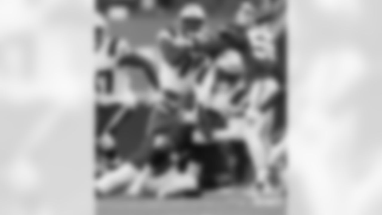 1DSP3667-watermarked