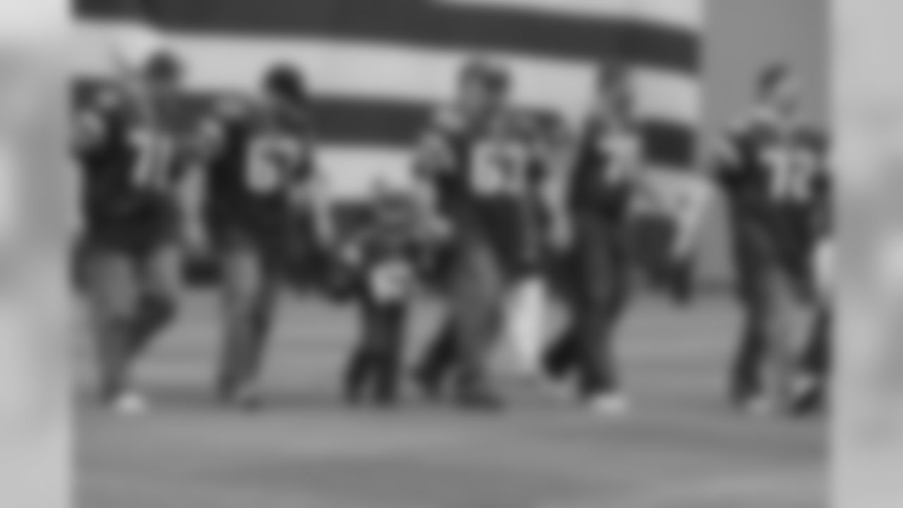 nep040904ds-043.jpg