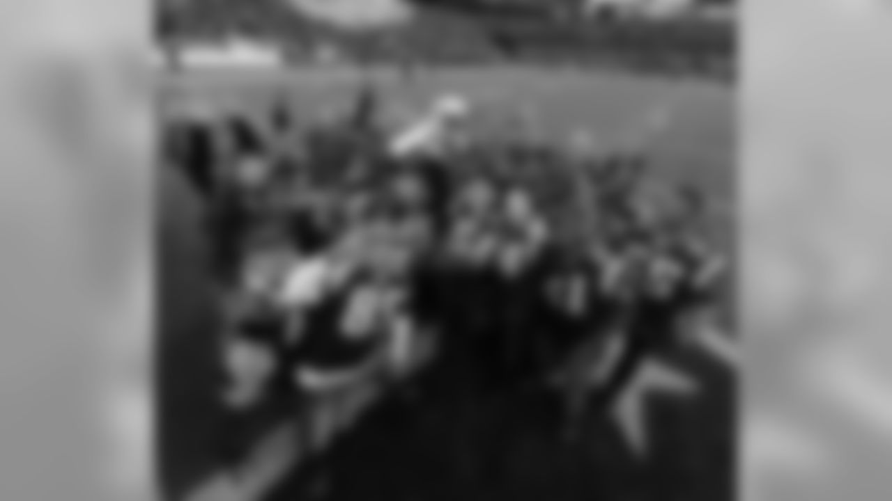 lar120416_ds1777a-watermarked.jpg