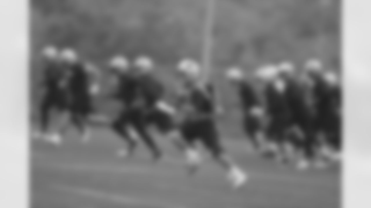 WR Julian Edelman running at OTAs