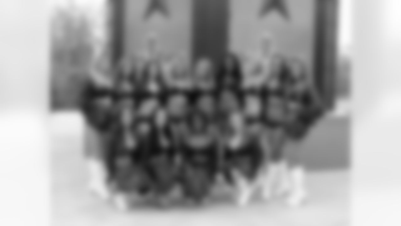 Patriots Cheerleaders at Six Flags