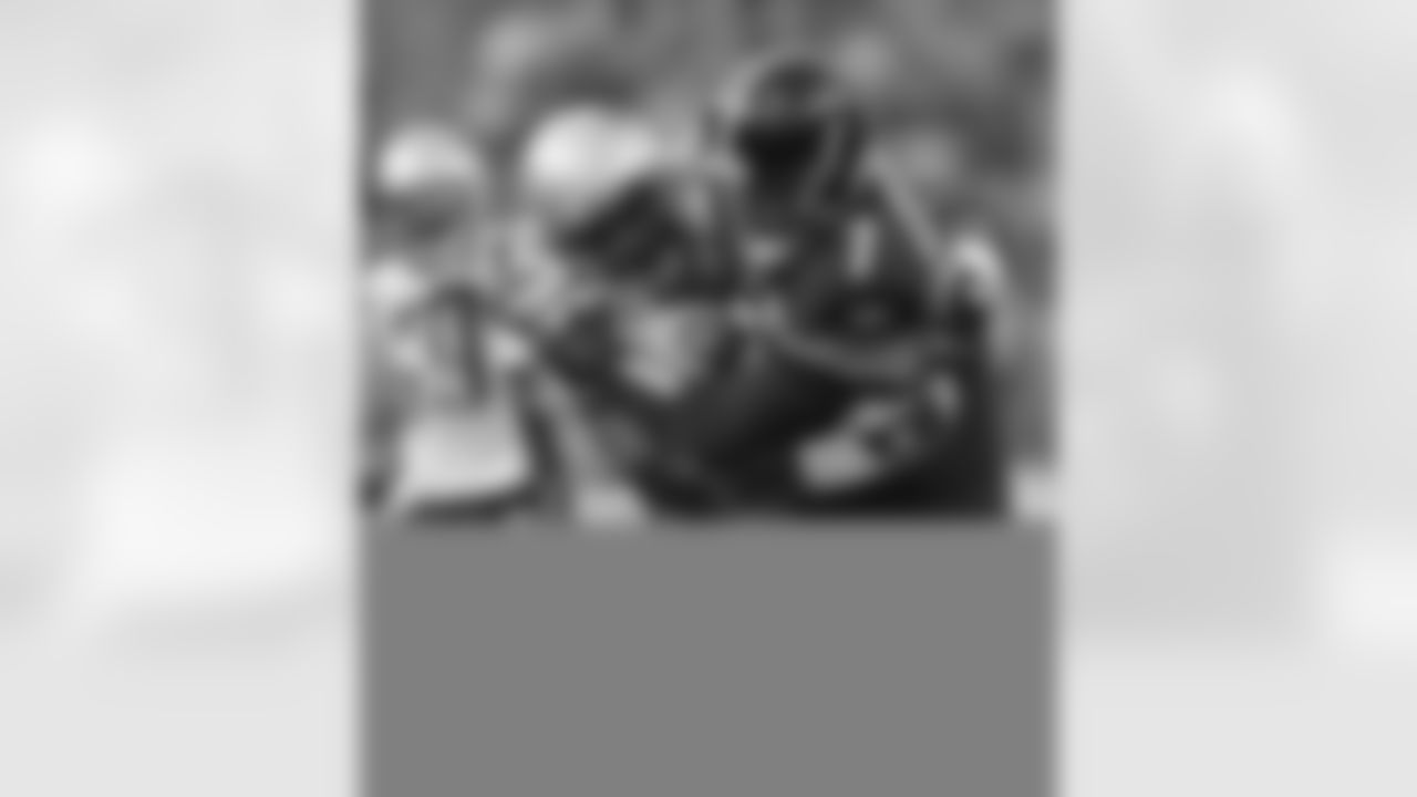 Andre Carter sacks Ben Roethlisberger as the Patriots face the Steelers on Sunday, October 30, 2011.