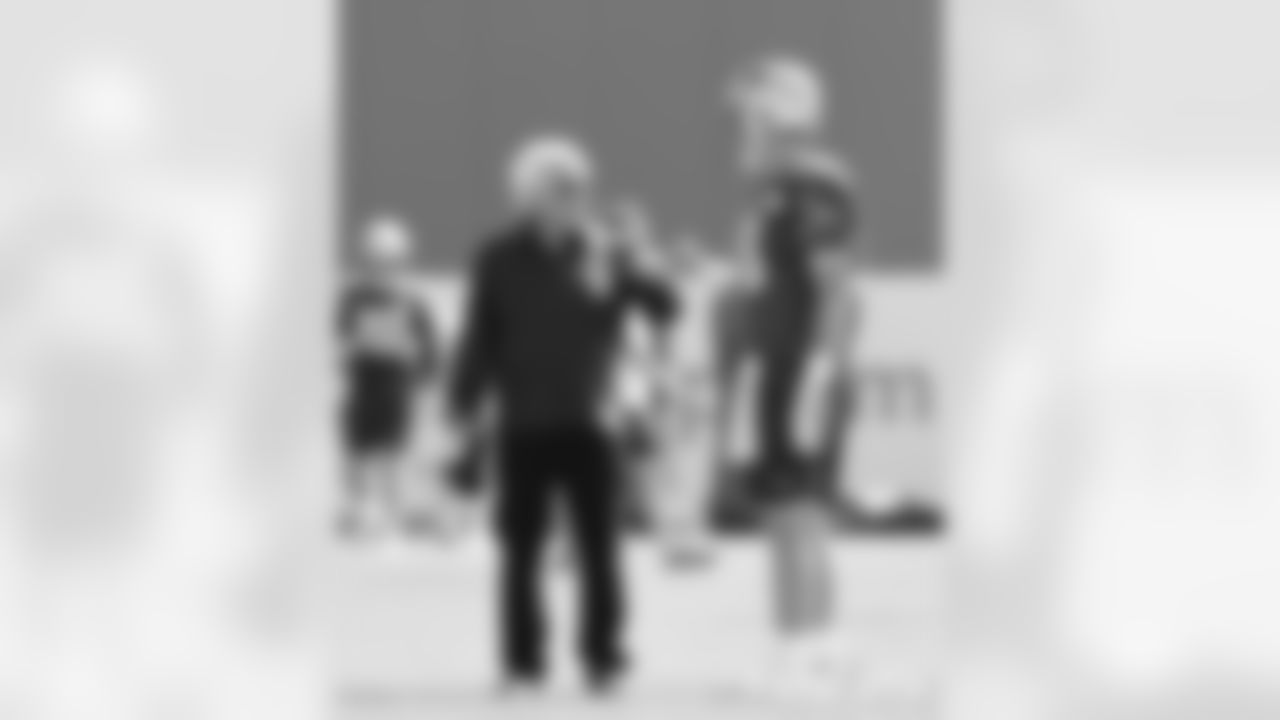 Robert Kraft and Mac Jones