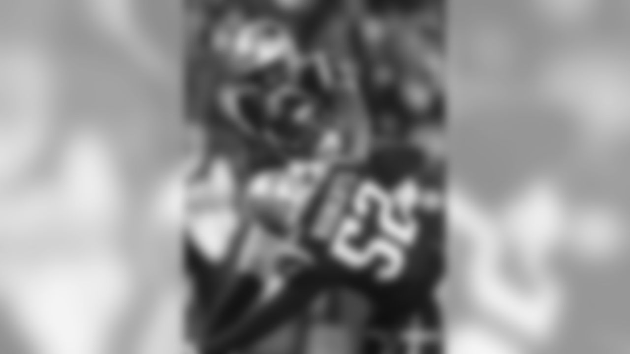 Patrick Chung, Stefon Diggs and Elandon Roberts