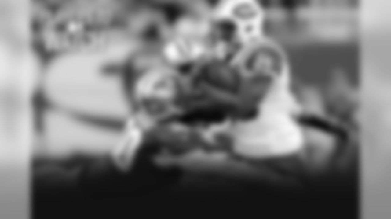 201612220-watch-powell.jpg