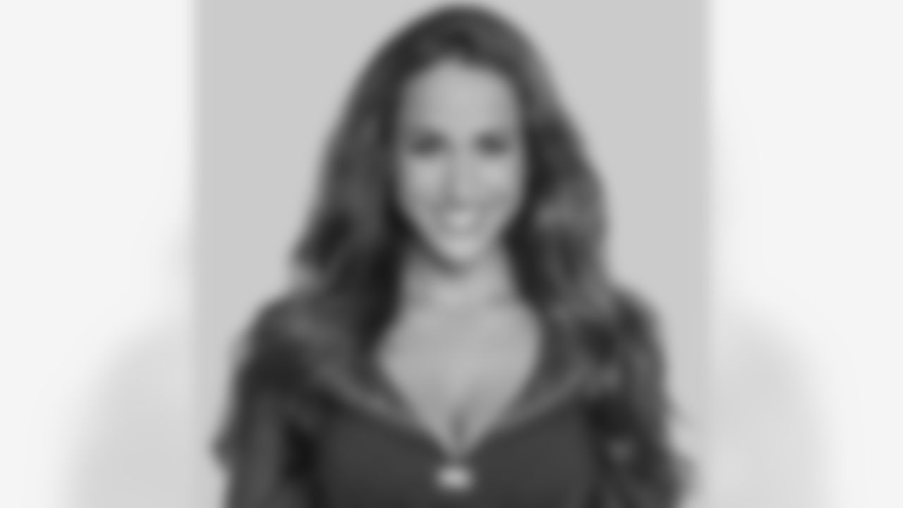 2014 Patriots Cheerleaders - Jacqueline